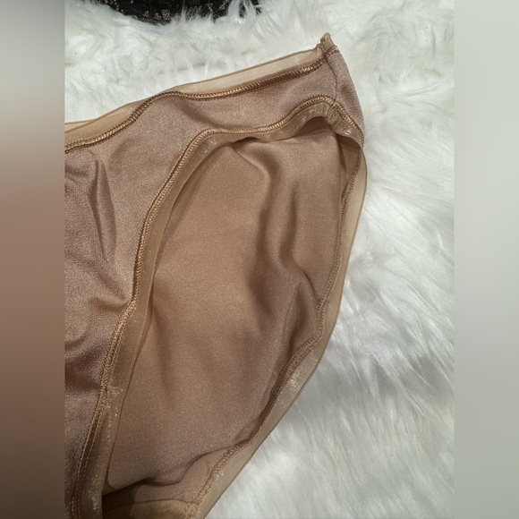 Very Sexy Push Up Victorias Secret Bra set - Picture 4 of 14